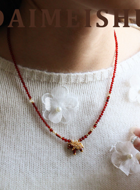 马年原创时尚复古精致红色滴油小马项链轻奢感本命年锁骨链女