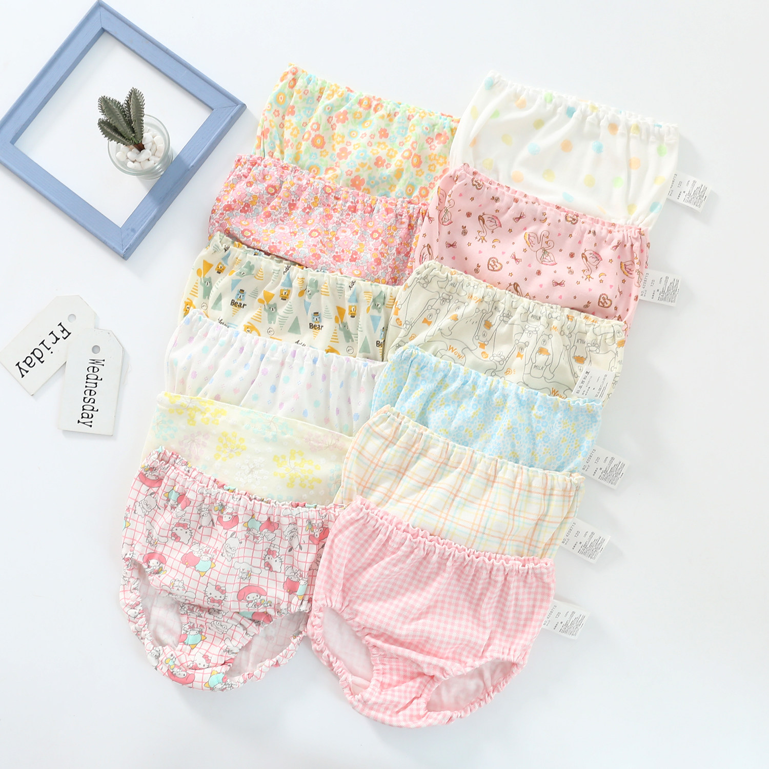 四季新款儿童纯棉内裤薄款女童印花面包裤宝宝舒适三角内衣两枚组,淘宝优惠券,粉丝福利购,淘宝优惠卷