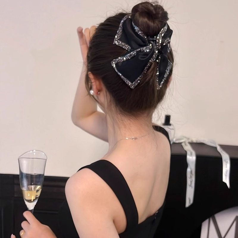 法式赫本风抓夹女2026新款气质后脑勺鲨鱼夹高级轻奢发夹夹子头饰,淘宝优惠券,粉丝福利购,淘宝优惠卷