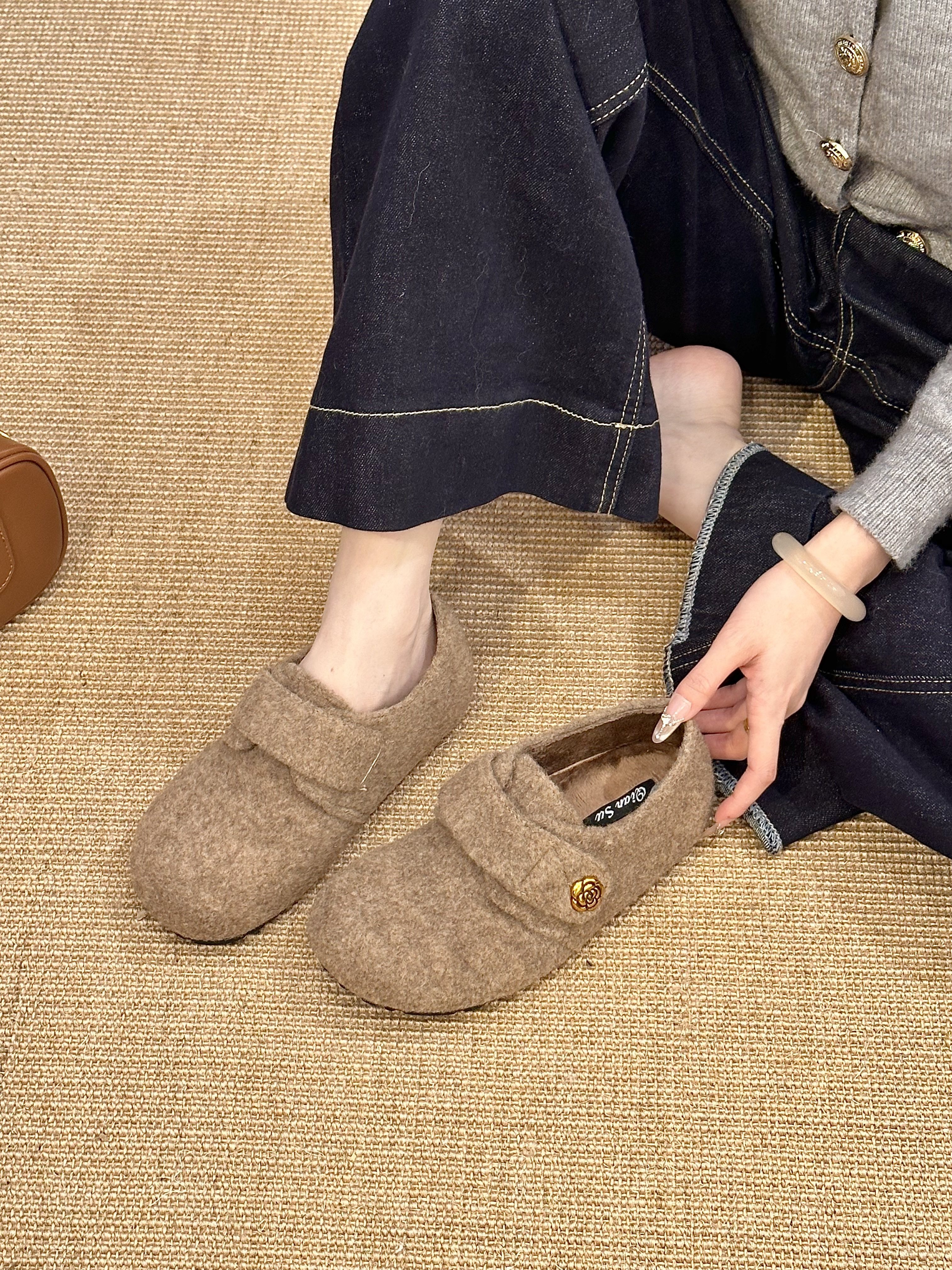 titing韩女穿搭感！呢子圆头山茶花扣包头勃肯鞋女秋加绒厚底单鞋,淘宝优惠券,粉丝福利购,淘宝优惠卷