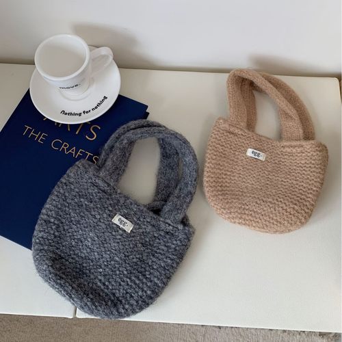 韩代氛围感红色针织包包女迷你斜挎手提针织手机包两用毛线编织包 - 图2