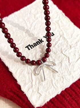 蝴蝶结吊坠项链女秋冬复古高级感毛衣链红色串珠轻奢小众精致配饰