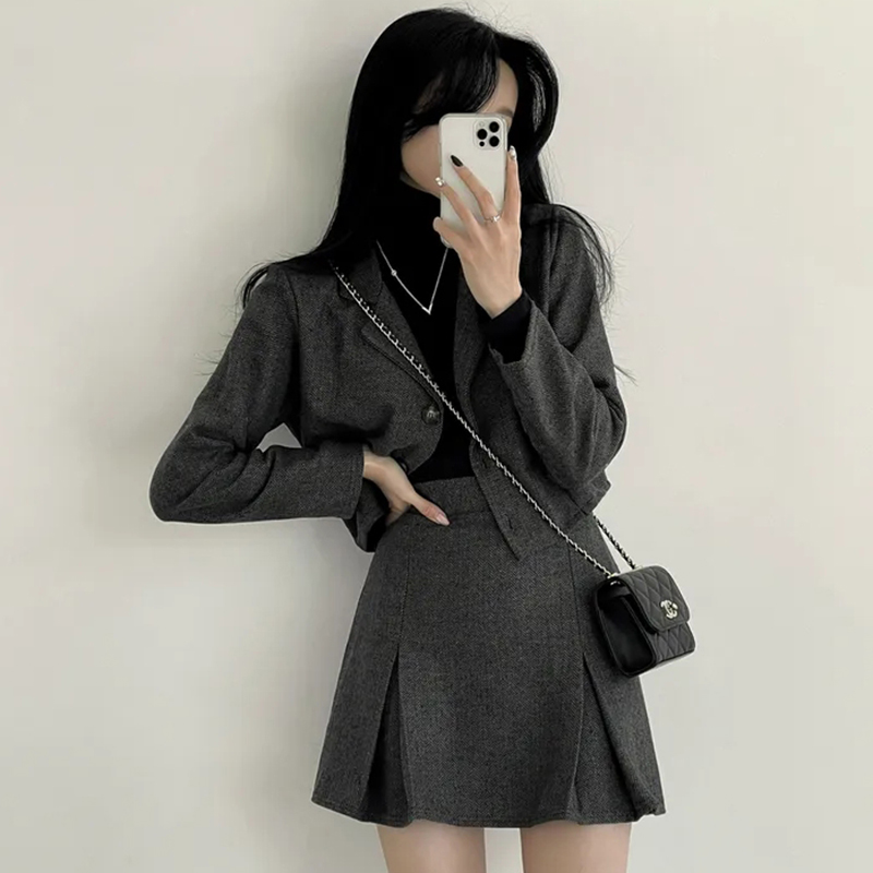 韩国chic冬季复古气质西装领短款外套+高腰显瘦百搭A字型半身裙女
