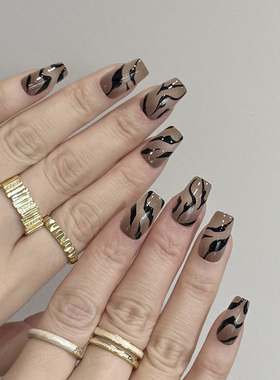 NailArt暮色斑纹穿戴甲高级显白中方ins纯欲风氛围感学生美甲贴片