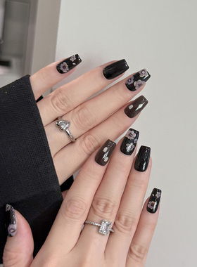 NailArt老钱风复古小花穿戴甲高级显白中方ins纯欲风氛围感美甲片