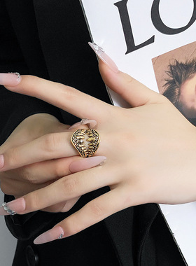 复古黑金巨齿鲨戒指男女百搭个性铜镀古金潮男开口可调节指环