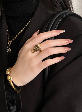 泰银潮牌黑金戒指松鼠指环复古做旧开口可调节男女百搭指环