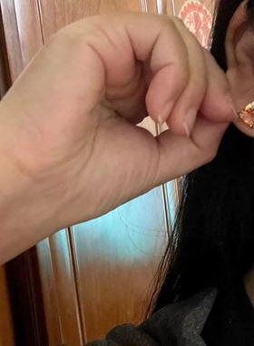 小红书同款螃蟹芬达石耳钉女
