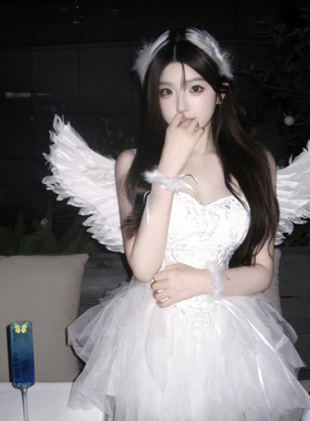 纯欲风小天使cosplay翅膀装扮