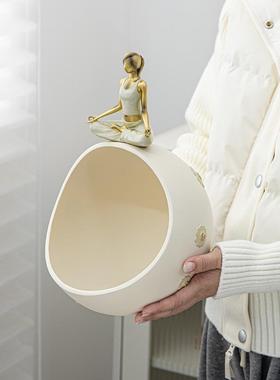 梅杜莎瑜伽馆简约轻奢创意摆件