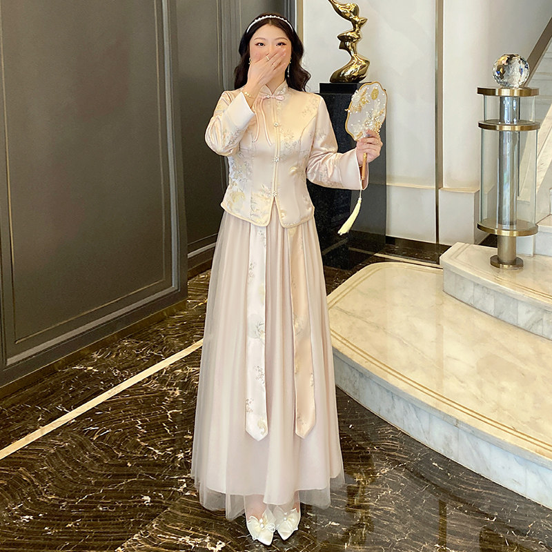 中式大码伴娘服2024新款复古中国风长袖秀禾显瘦姐妹服伴娘团礼服