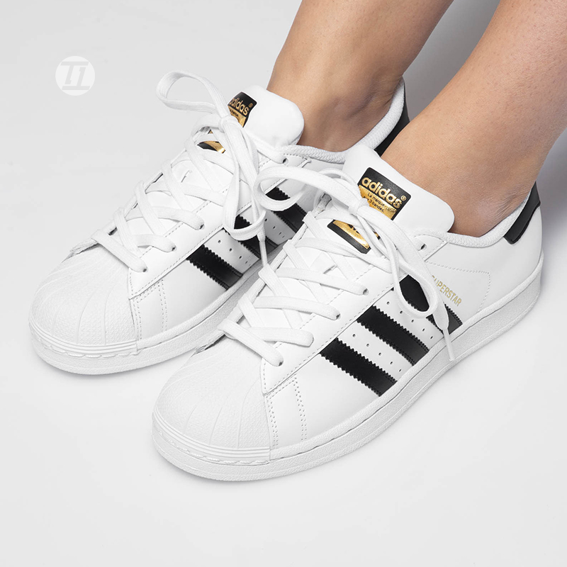 ADIDAS三叶草 Superstar 阿迪金标 小白鞋 黑白 男女板鞋 EG4958 - 图2