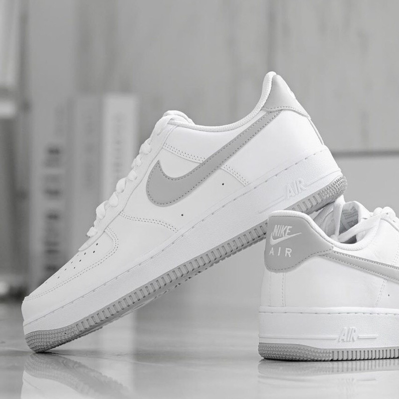 Nike/耐克Air Force 1 Low空军一号低帮板鞋男款白粉FJ4146-101