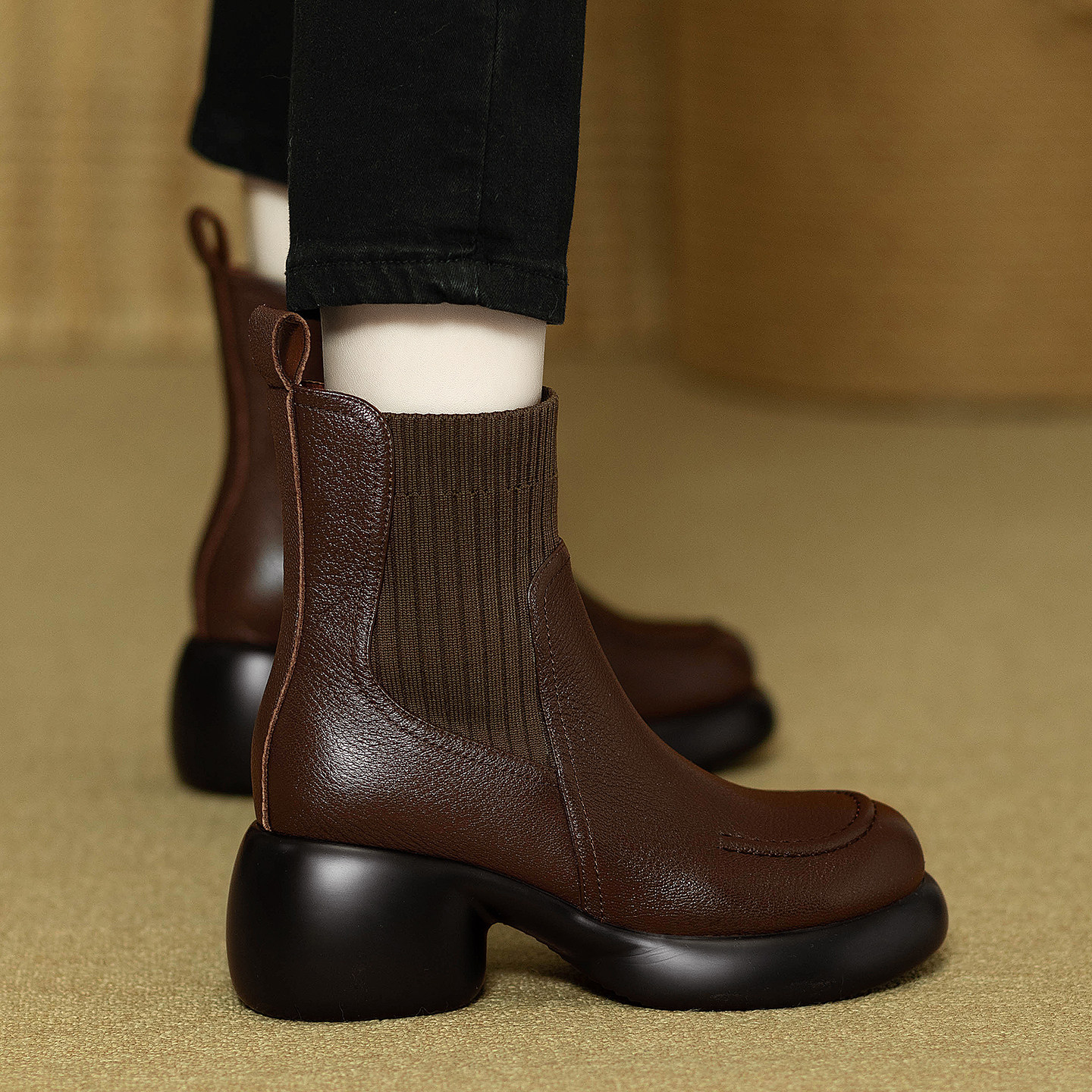 美拉德风真皮粗跟短靴女小个子厚底增高瘦瘦靴棕色法式复古马丁靴,淘宝优惠券,粉丝福利购,淘宝优惠卷