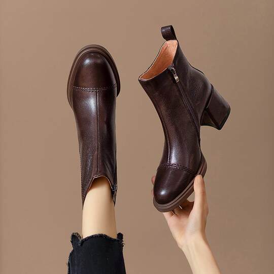 Retro brown soft sheepskin boots