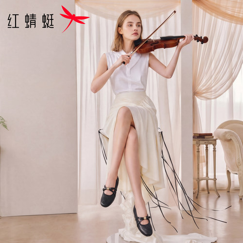 红蜻蜓坡跟玛丽珍女鞋2026秋季新款山茶花单鞋菱格小香风皮鞋女 - 图2