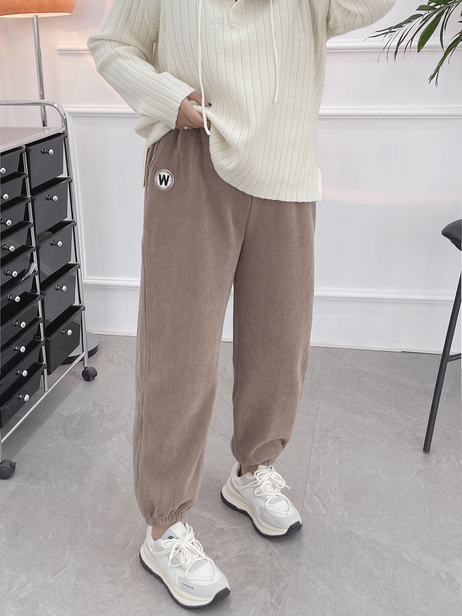 大码哈伦老爹裤女冬季2022新款条绒裤子加绒加厚胖mm显瘦运动卫裤,淘宝优惠券,粉丝福利购,淘宝优惠卷