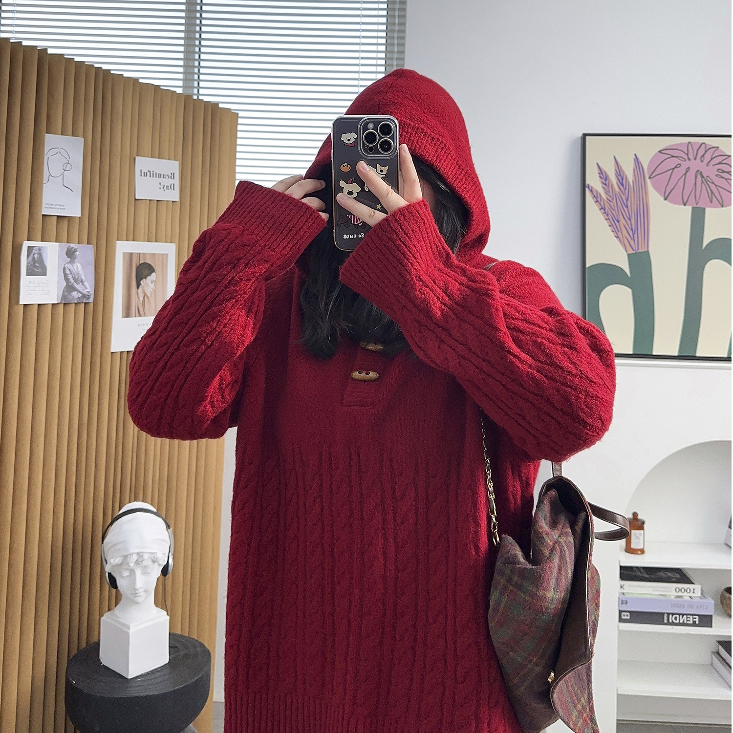 宛宛大码连帽针织衫秋冬新款胖mm慵懒牛角扣子麻花宽松遮肉毛衣 - 图2