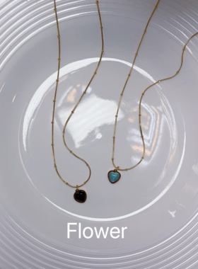 猫眼石黑胆石爱心钛钢项链气质轻奢小众复古设计感锁骨链颈链