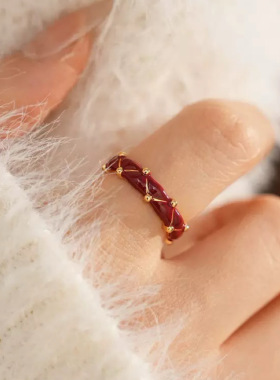 红色滴釉三角开口戒指气质轻奢小众设计感本命年红色食指叠戴指环