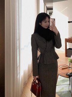 European high-end light mature style suit suit skirt for women 2025 autumn and winter professional slimming work clothes skirt two-piece set