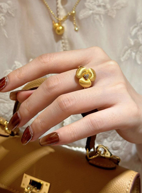 中古风复古拉丝玉兰花戒指轻奢精致高颜值设计显白三瓣花型指环女