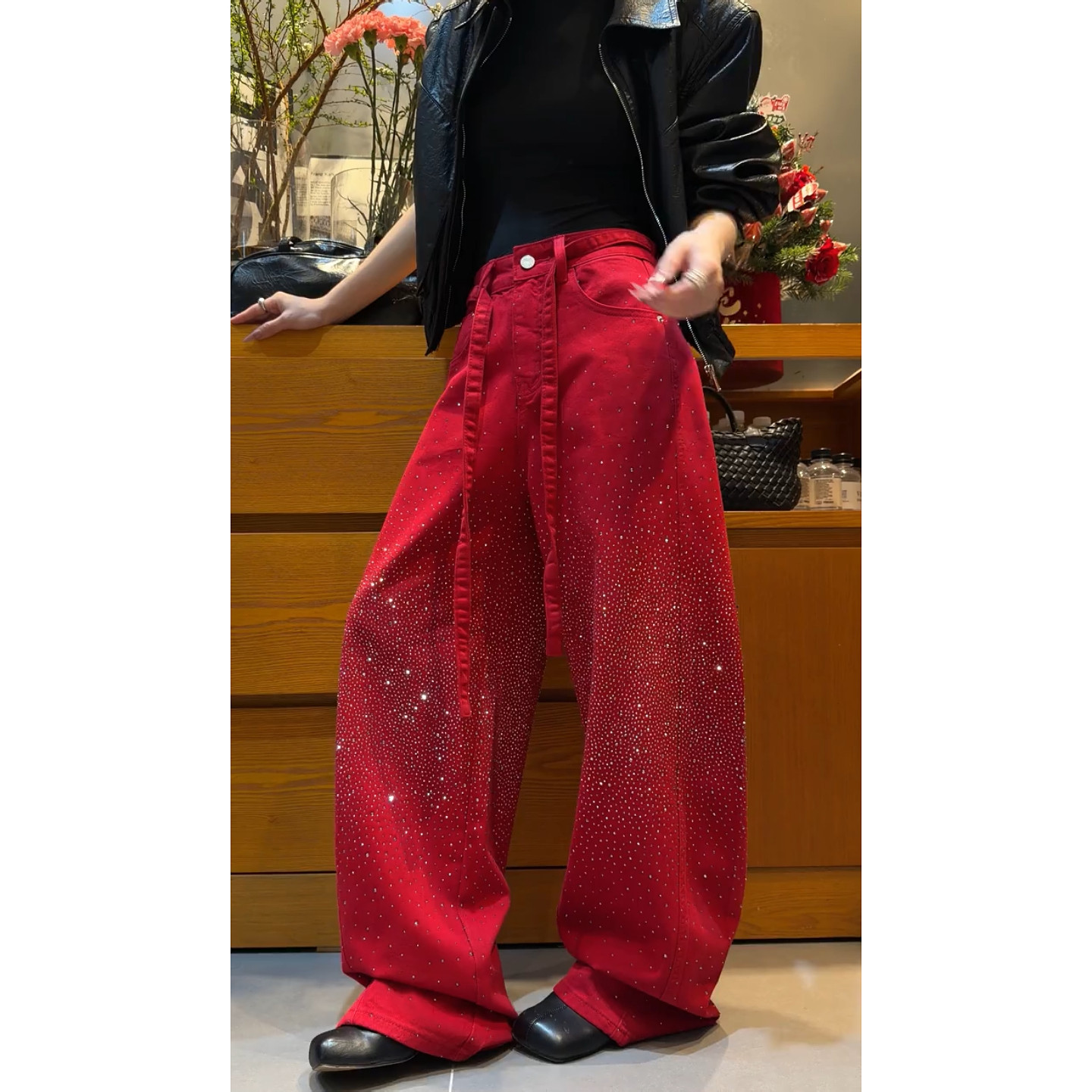 美式vibe大码复古满天星烫钻牛仔裤女春季新款宽松显瘦垂感弯刀裤,淘宝优惠券,粉丝福利购,淘宝优惠卷