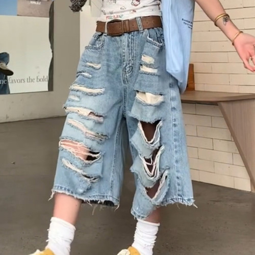 大码美式复古设计感破洞七分牛仔裤女2025夏街头宽松显瘦阔腿短裤 - 图2