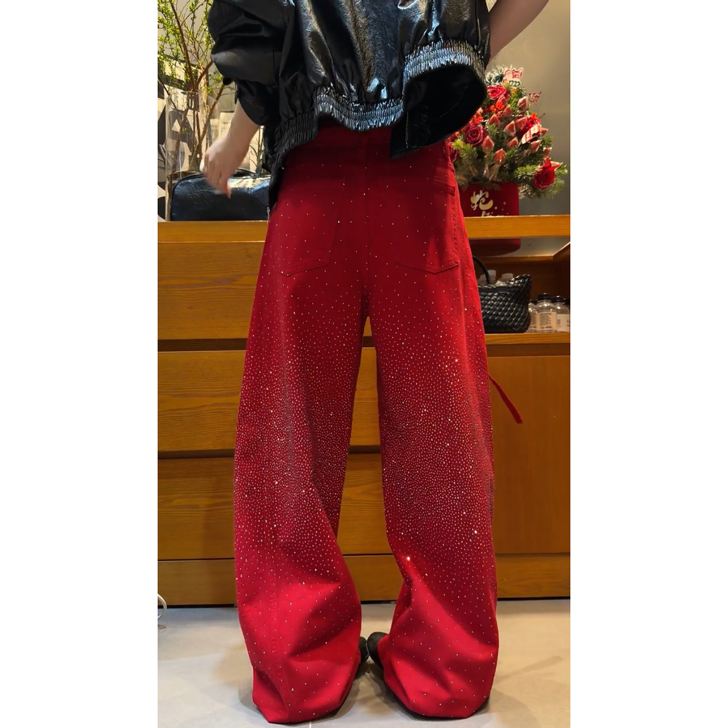 美式vibe大码复古满天星烫钻牛仔裤女春季新款宽松显瘦垂感弯刀裤,淘宝优惠券,粉丝福利购,淘宝优惠卷