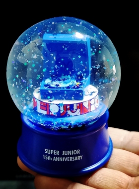 东方神起纪念品水晶球