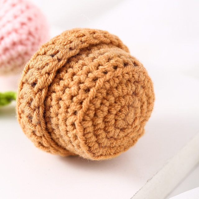 Ornament wool hand-knitted small potted plant