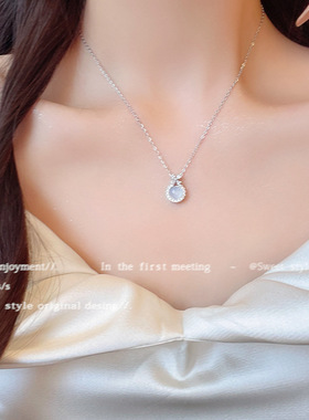 精致百搭猫眼石吊坠项链女感轻奢气质锆石钛钢锁骨链新款配饰
