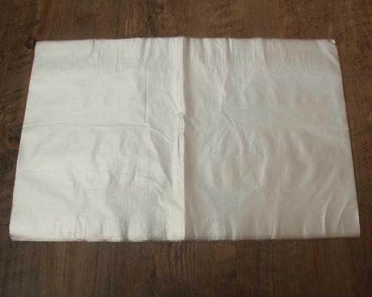 Shampoo waterproof membrane shoulder apron waterproof shoulder pad plastic personalized bag disposable hair salon earmuffs shampoo wet paper cloth