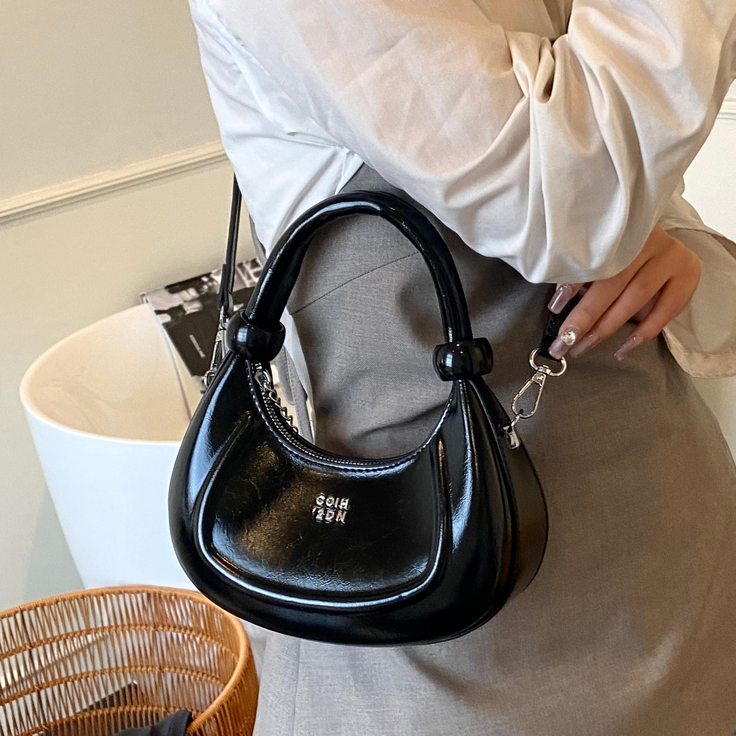 Handbags Women's 2026 New Trendy Fashion Super Hot Casual Versatile Shoulder Bags High-end Crossbody Bags
