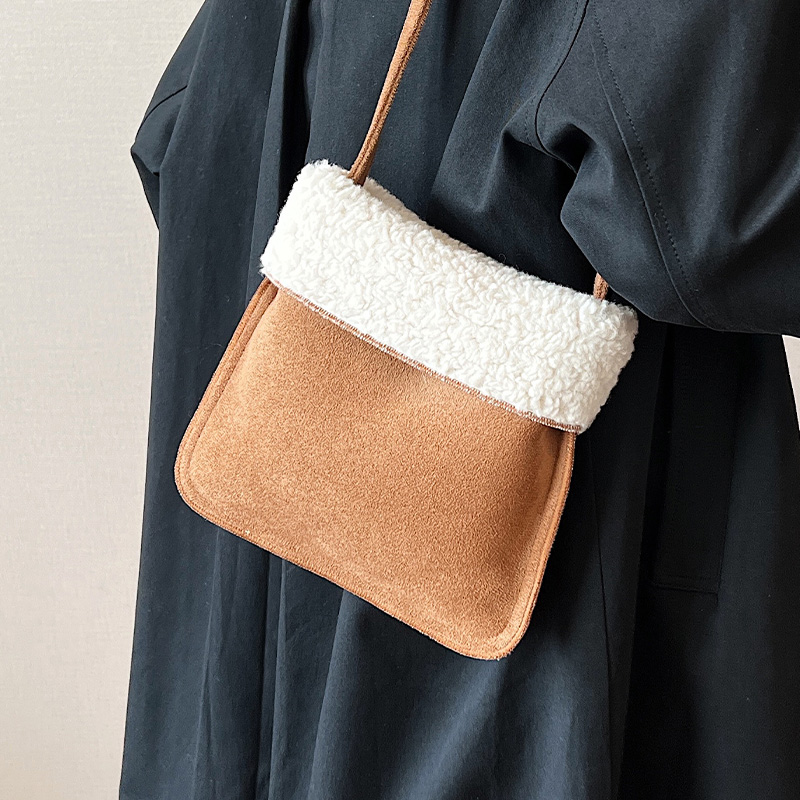 羊羔毛绒绒包包女2025新款春季流行麂皮绒单肩包高级感斜挎水桶包 - 图1