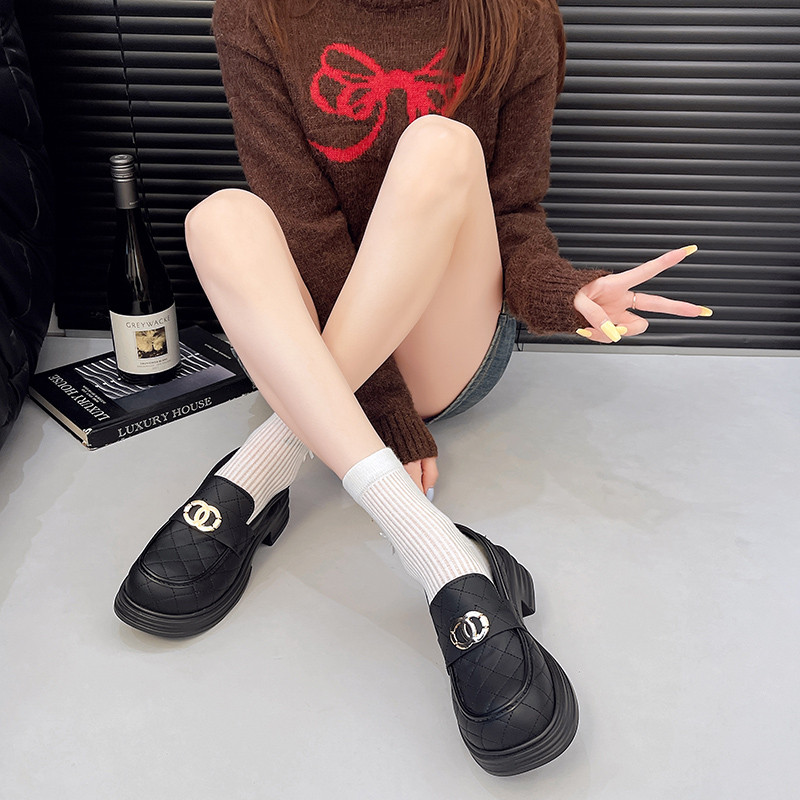 2026春季新款粗跟乐福鞋女黑色金属设计感英伦风复古高跟jk小皮鞋,淘宝优惠券,粉丝福利购,淘宝优惠卷