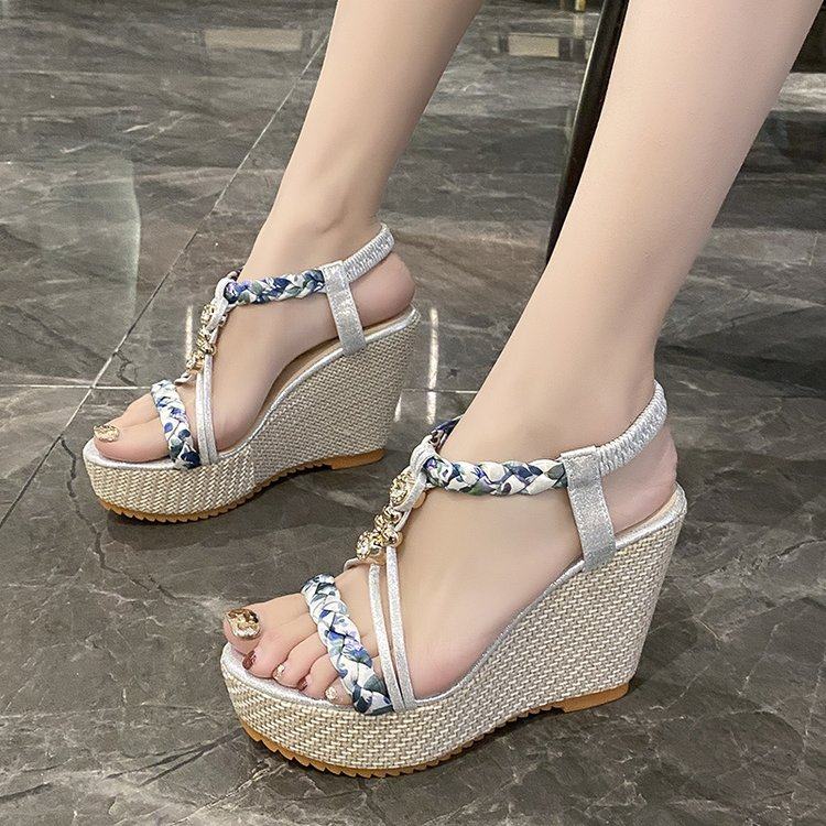 坡跟凉鞋女韩版2025夏新款百搭波西米亚风松糕厚底高跟仙女罗马鞋,淘宝优惠券,粉丝福利购,淘宝优惠卷