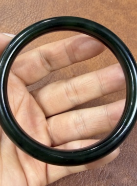 新疆和田碧玉籽料手镯 甜甜圈手把件摆件 玉石雕刻培训学校