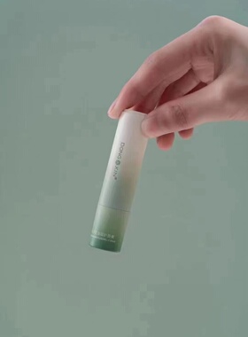 董欣五折桂花唇膏干裂蜕皮滋润