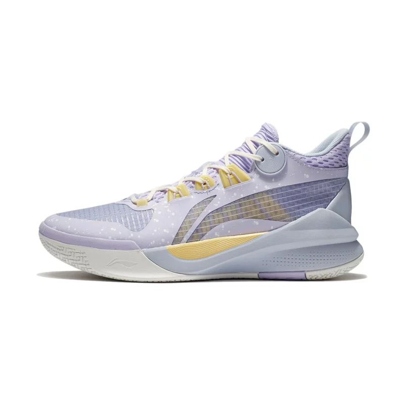 Ли Ниng? переведено: 'Li Ning, summer sports basketball basketball shoes with depreciation, 2022' -> should remove brand? They said avoid names of marketplaces, not brand. We should translate: