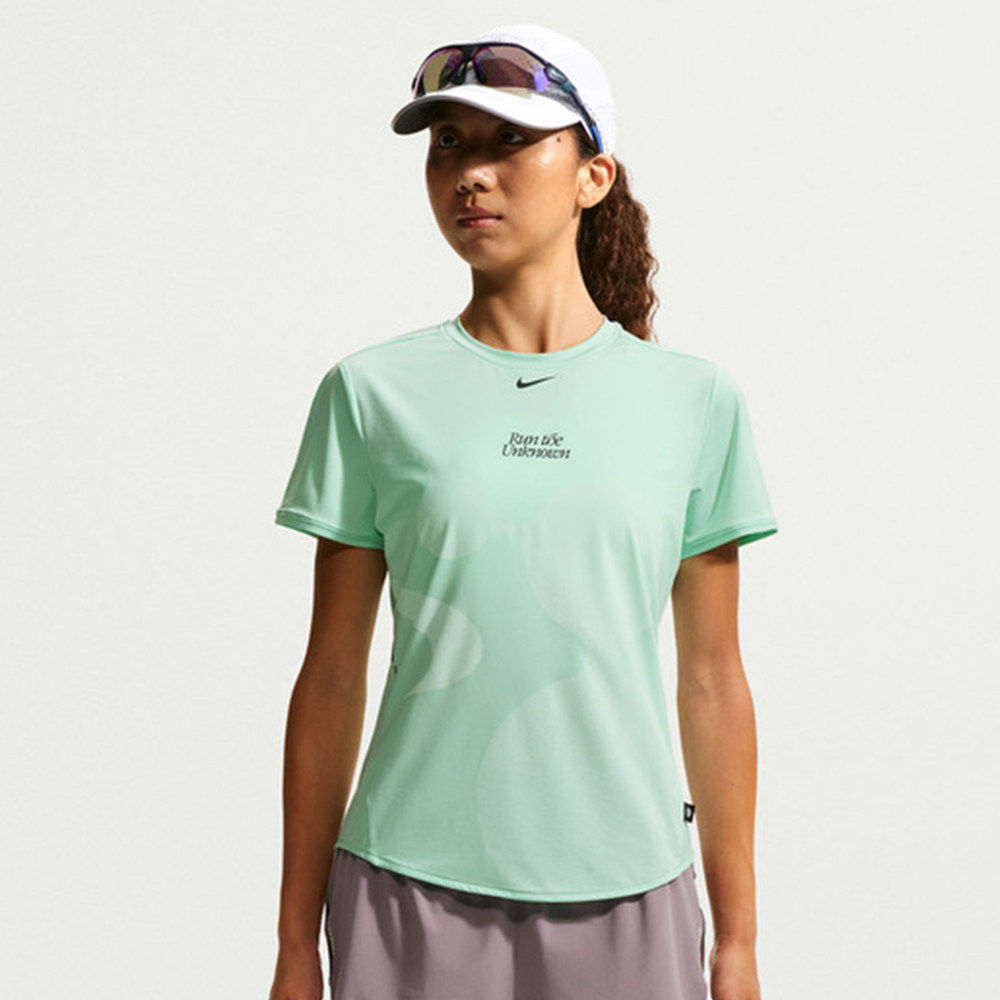 Nike耐克女装2026年秋季新款Dri-FIT速干短袖跑步上衣 IV6615-313 - 图3