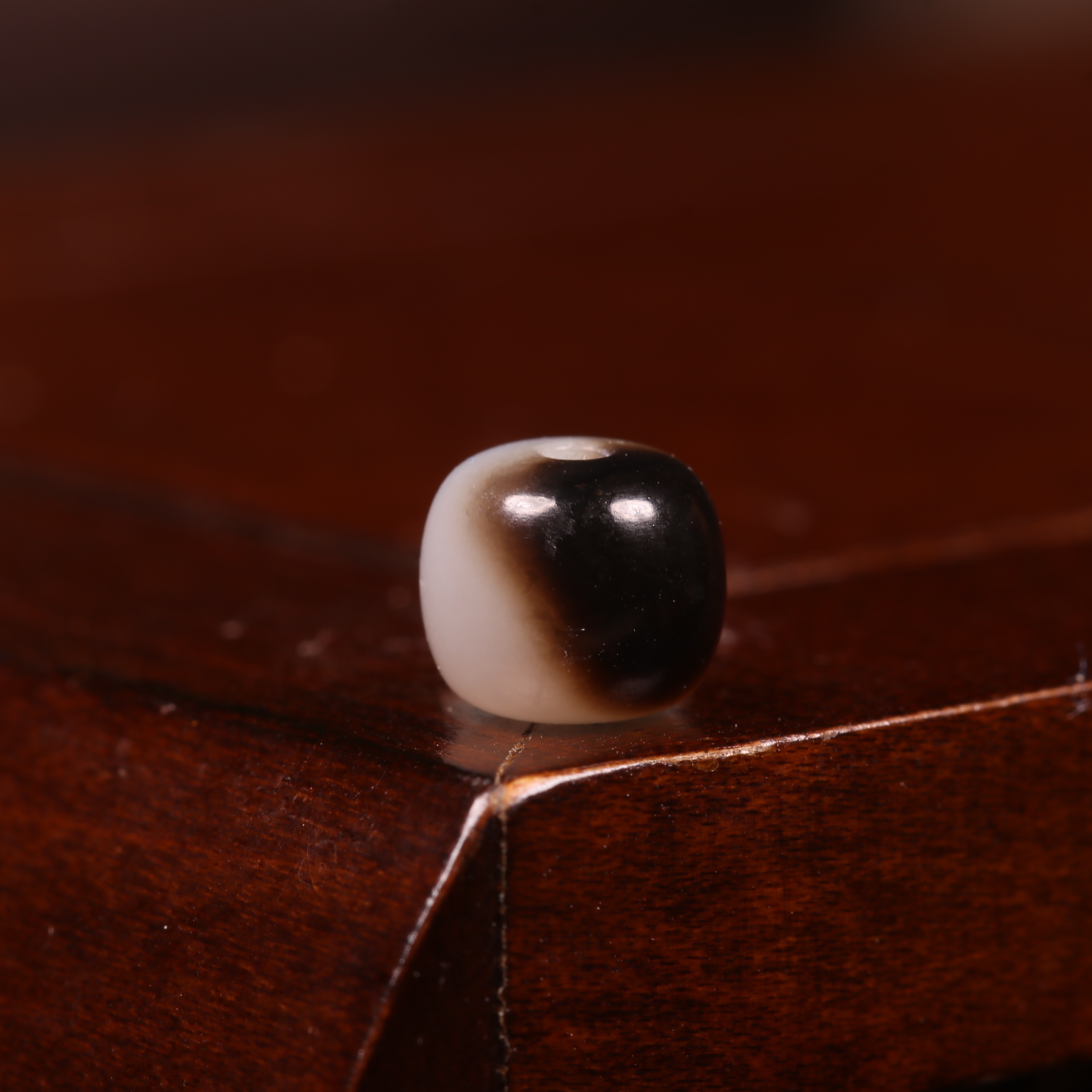 7mm黑白老型珠新疆和田玉籽料单珠老型珠散珠手串手链配珠 - 图0