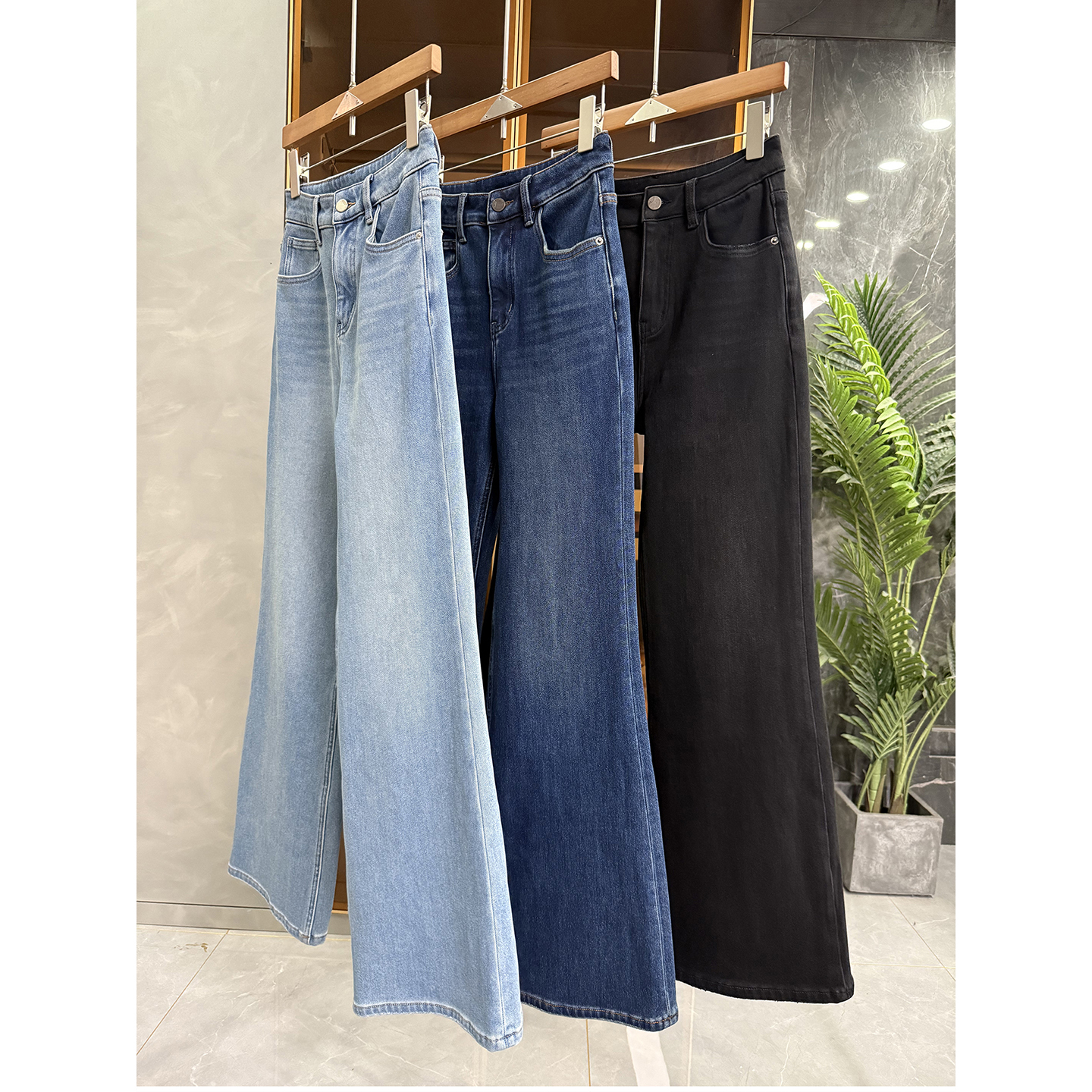 高个子收!动漫腿精!薄绒中高腰牛仔喇叭裤女 D98296~ME - 图1