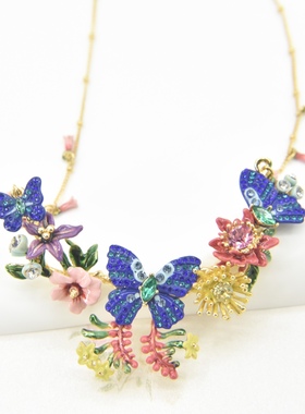 破茧成蝶系列花朵蓝色蝴蝶项链