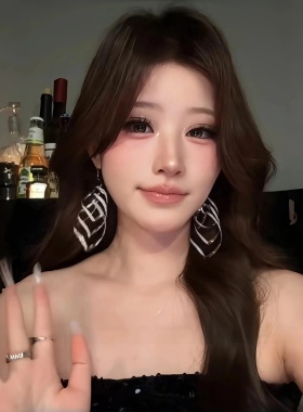 多层长款莫比乌斯环独特漂亮耳环新款爆款高级感轻奢宴会礼服耳饰