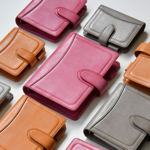 日本Davinci 达芬奇Roroma Hook限定色手账本肉肉马按扣式真皮本 - 图1