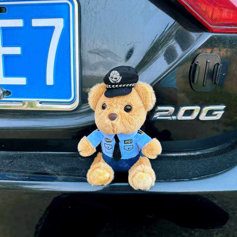 汽车尾部挂件交警小熊玩偶可爱卡通后备箱摆件车外装饰品警察公仔,淘宝优惠券,粉丝福利购,淘宝优惠卷