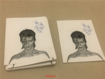 David Bowie David Bowie Aladdin Sane Signature Paper Collection of Paper