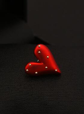 可爱红色爱心衬衫领扣衣角扣