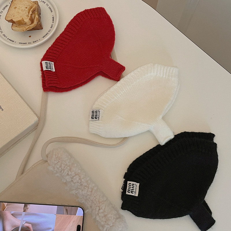 这个冬天反复爱上的手套！小众有设计感~高级感满满！保暖又好看~